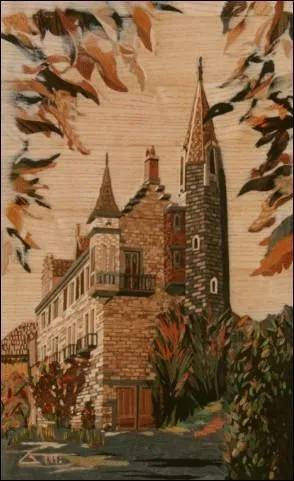 Dans quelle ville de Franche-Comté se situe le château de Clementigney, plus connu sous le nom de "Château de la juive", dont s'inspira Guy des Cars pour son roman du même nom ?