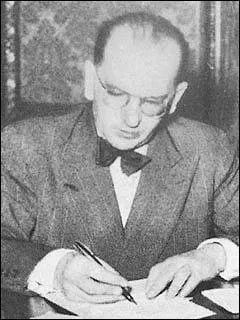 Né le 18 août 1908, figure du Parti Radical, il fut ministre sous la Ve République, Ministre du Général de Gaulle puis du Président Pompidou, Président de l'Assemblée Nationale de 1973 à 1978, quel est cet homme politique ?