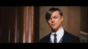 Comment s'appelle le monsieur sur l'image ?