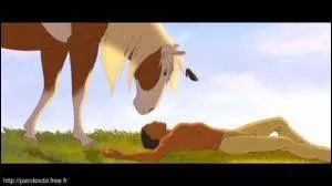 Il rencontre, là-bas, une jolie jument. Il est choqué par...