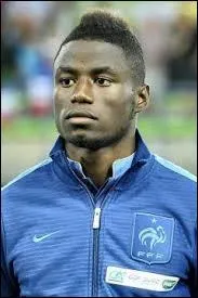 Où évolue ce joueur ?