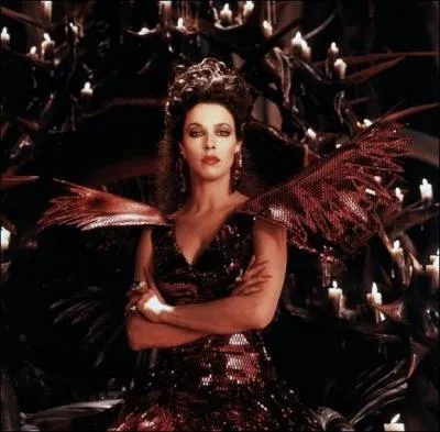 Comment s'appelle cette méchante sorcière qui vide les pages de l'Histoire sans fin afin que les humains n'imaginent plus d'histoires et qu'elle puisse régner sur Fantasia ? De quel film vient-elle ?