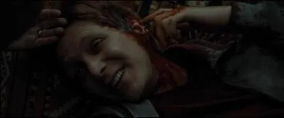 Qui est responsable de la perte de l'oreille gauche de George ?