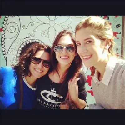 Comment s'appellent ses 2 meilleures amies ?