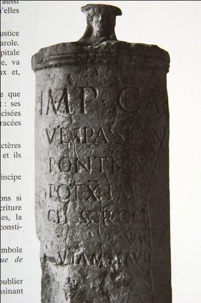 A quel type d'écriture médiévale est-on confronté ?