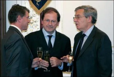 Herv Novelli attaque en diffamation France 3 Centre pour un sujet sur son pass politique. Qu'a-t-il vraiment fait ?