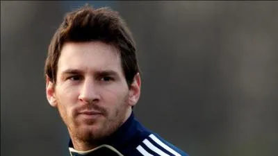 Qui est ce joueur de foot ?