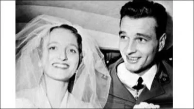 On déconseille aux enfants de faire mon premier, mon second est synonyme d'énergie vitale en Asie, populairement mon troisième signifie payer, mon tout est un personnage politique, amateur du salon de l'agriculture !