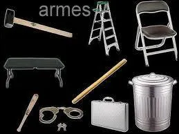 Selon vous, utilise-t-on les objets de la photo ci-contre comme des armes lors de certains combats de catch ?