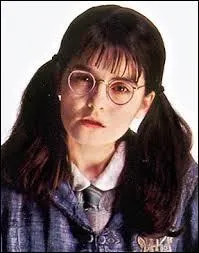 Quelle actrice joue le rôle de Mimi Geignarde ?