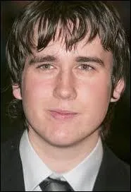 Quel acteur joue le rôle de Neville Londubat ?