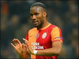 Didier Drogba ( libre ) s'engage avec :