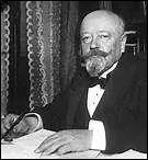 Histoire : Henry Boucher est né le 19 septembre 1847 à Bruyères et mort le 1er février 1927. Où est-il décédé ?