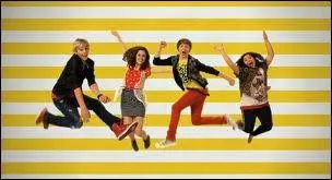 Quel est le nom de la chanson du générique ?