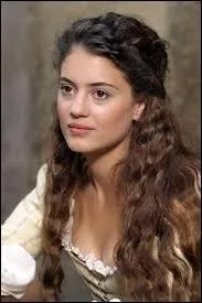 Comment s'appelle la fille du duc de Nevers et d'Inès de Caylus ?