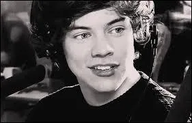 Comment s'appelle son beau-père ?