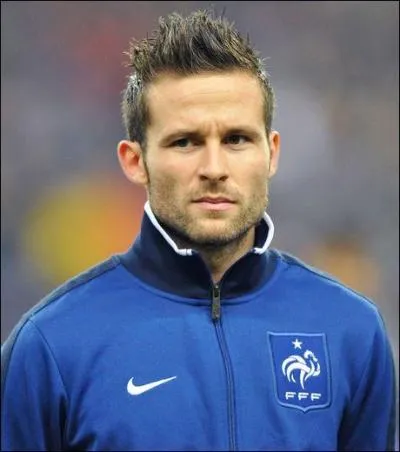 J'ai été transféré de Newcastle au PSG pour 20 millions d'euros. Qui suis-je ?