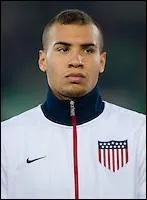 Un jeune défenseur central américain qui joue au Herta BSC a été titulaire lors du match Belgique-USA (2-1). Qui est-il ?