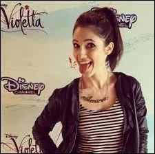 Avec qui sort Lodovica Comello ?