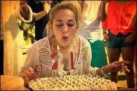 Quelle est la date de naissance de Mercedes Lambre ?