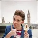 Quelle est la date de naissance de Ruggero Pasquarelli ?