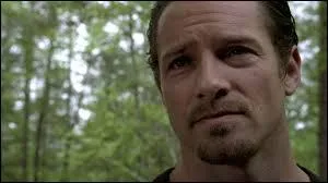 Comme s'appelle l'oncle de Derek ?