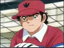 Quels sont les deux numéros sur les deux maillots de Tom ?