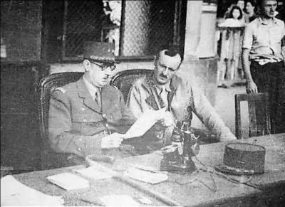 Jugeant son grade de commandant trop faible pour réussir sa mission, il fit découdre un de ses galons du bras gauche pour le faire coudre sur le bras droit de son uniforme ! Pendant sa mission, il dut, bien sur, cacher ses galons du bras gauche. Cela se passait dans les colonies d'Afrique.

Qui est-il (réponse 1 ou 2) ? Durant quelle guerre mondiale s'est-il illustré (réponse 3 ou 4) ?