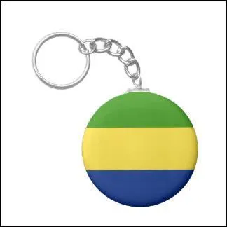 Faites votre profit de ces quelques mots : L'éléphant de forêt y apprécie le bord de mer !