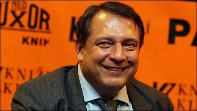 C'était un premier ministre tchèque. De qui est-il le sosie ?