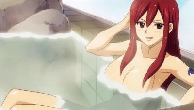 Sur quoi tombe Lucy en cherchant le trésor lumineux ?