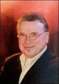 Les chansons les moins connues de ce chanteur sont : 'La Danse des petits chats' et 'Moi je dois faire pipi'.