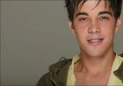 Il jouait dans une émission en :