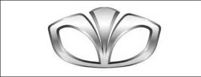 A quelle marque de voitures sud-cor&eacute;en, ce logo est-il associ&eacute; ?