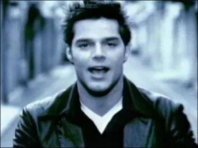 1997. Ricky Martin est propulsé sur la scène internationale !