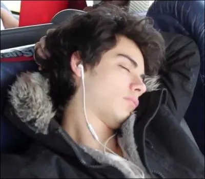 Quelle est la date de naissance de Xabiani Ponce de Leon ( Marco ) ?