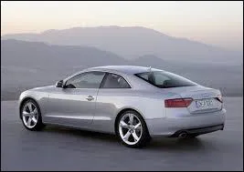 Connaissez-vous le nom de cette voiture ?