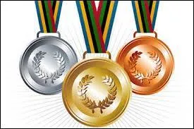 Quelle médaille a remporté la France lors du relais 4x100 m mixte ?