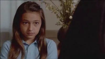 Comment s'appelle cette petite fille ?