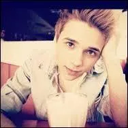 Comment sont nommés ses fans ?