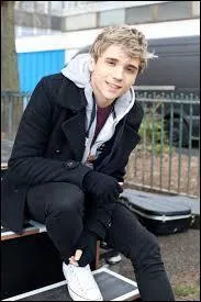 Si je vous dis "Don't forget to tell the morning light", quelle chanson me dites- vous ?