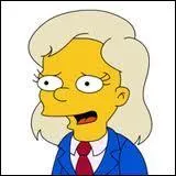 Quel est le nom de famille de cette fille ?