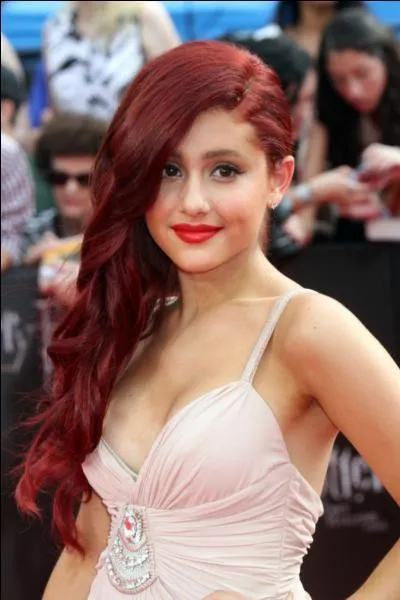 Quel est le vrai nom d'Ariana ?