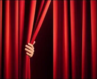 Je suis responsable des coups de théâtre.