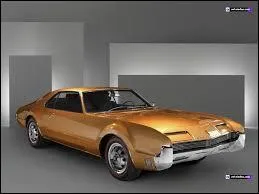 Quelle est cette Oldsmobile ?