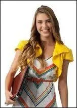 Comment s'appelle l'amie qui est en Italie ?