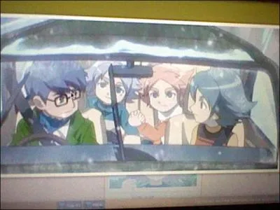 Quel phénomène naturel a tué la famille de Shawn ?