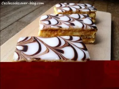 Quel est ce dessert recouvert de "mille feuilles" ?