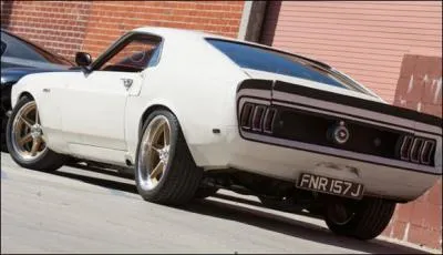 Quelle est cette voiture ?