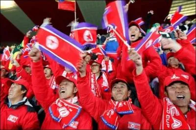 Lors de la coupe du monde de football 2010 en Afrique du sud, la Corée du nord a participé. D'où provenaient ses supporters ?